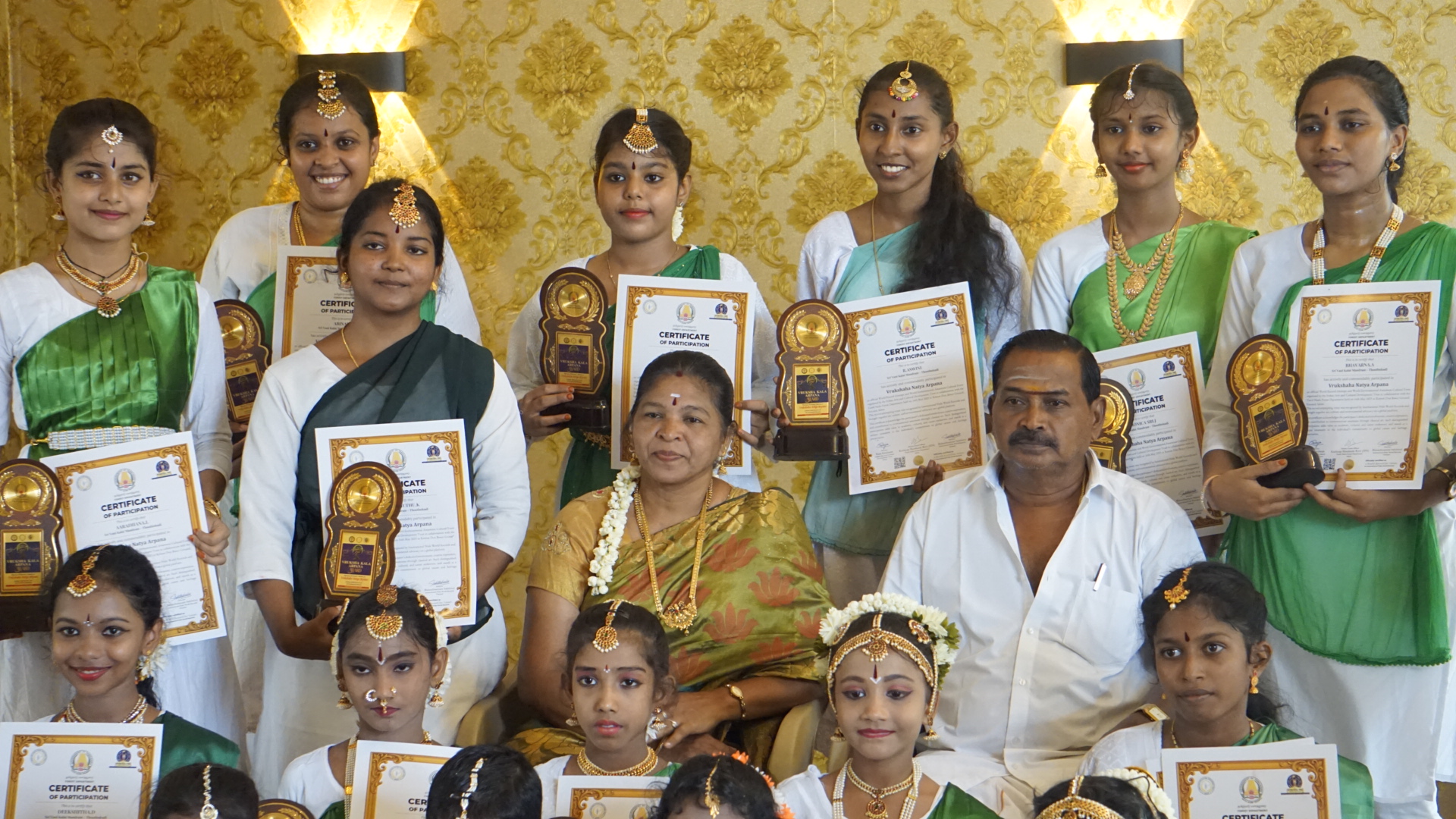 Bharatanatyam dance practice session at academy