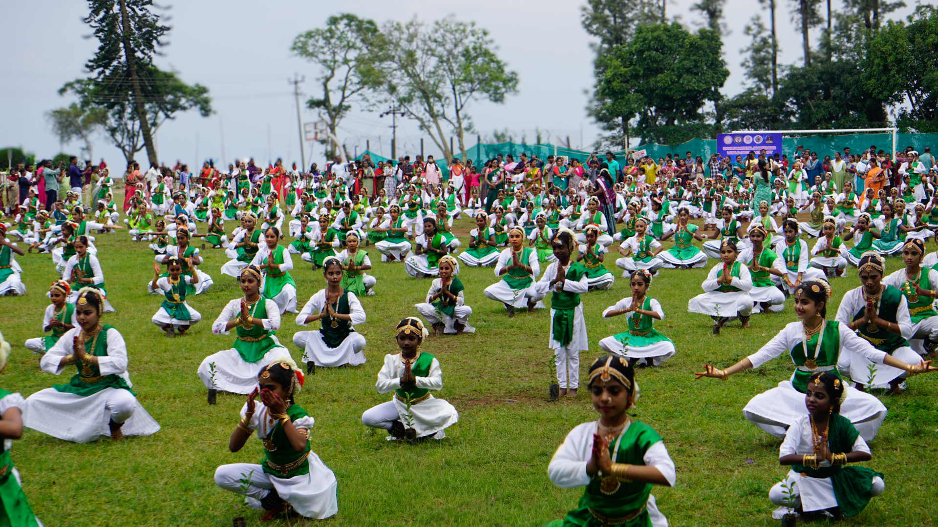 Bharatanatyam stage performance at Sri Vani Kalai Mandram